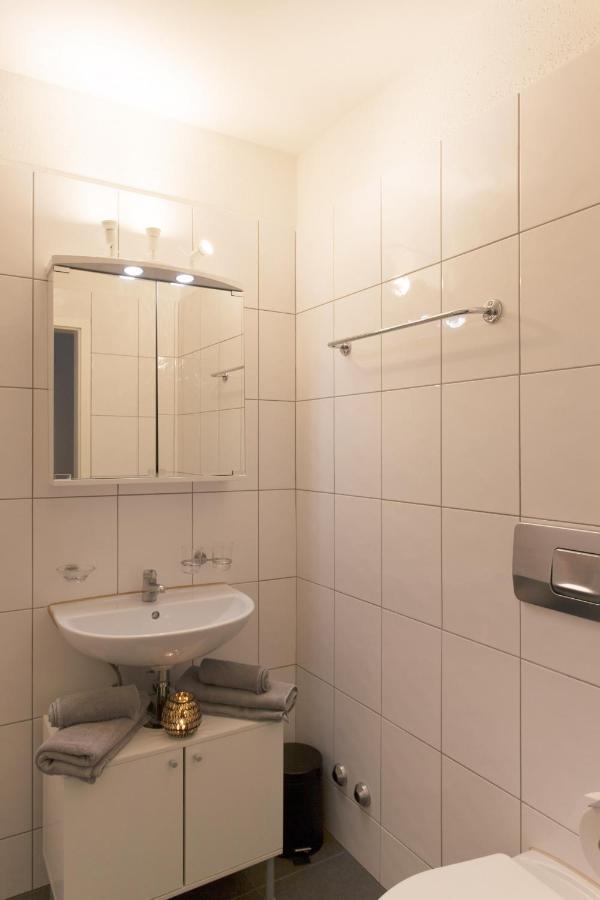 Hitrental Seefeld - Kreuzstrasse Apartments Zurich Luaran gambar