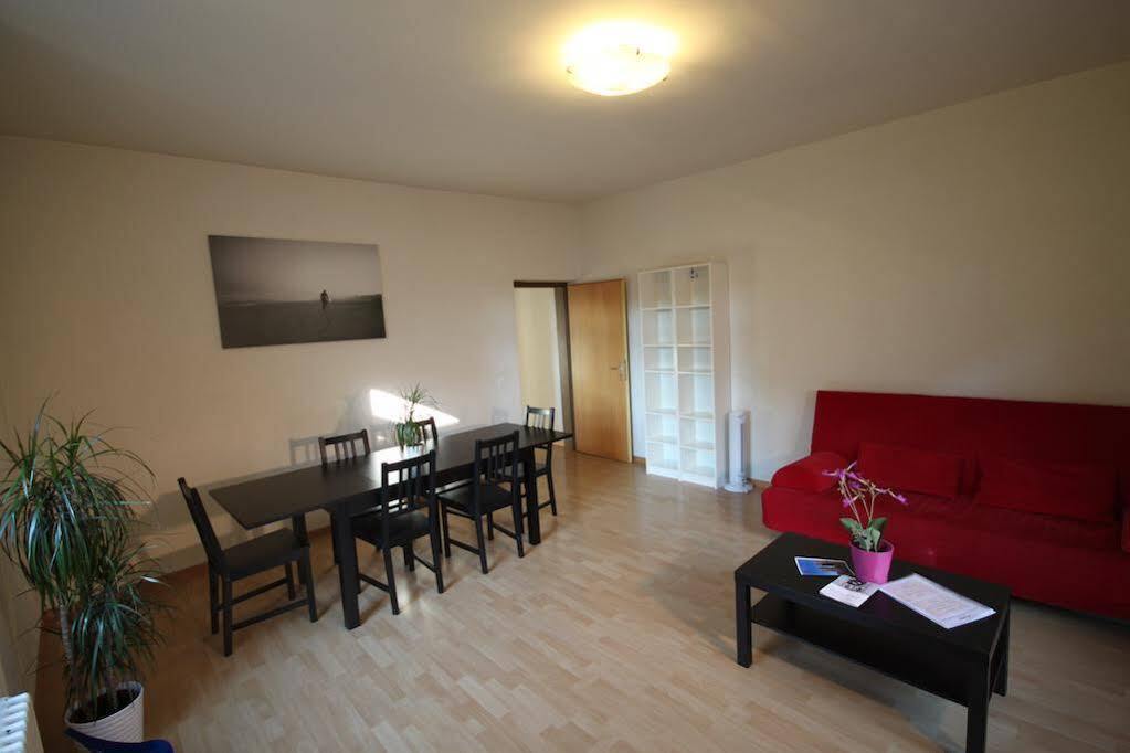 Hitrental Seefeld - Kreuzstrasse Apartments Zurich Luaran gambar